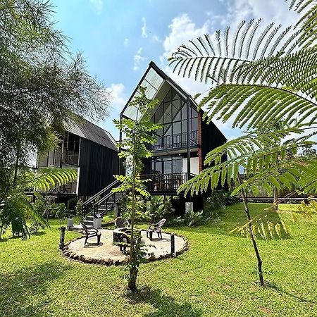 Bango Cabins Loft-2 Rooms Puncak Exterior photo